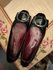 Scarpe donna di vernice nera 