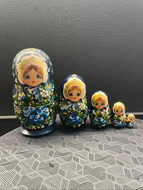 Matrioska russa vintage dipinta a mano 5 pezzi