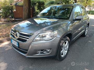 Tiguan 1.4 16V TSI Sport (18°)----km 89900 unipr--
