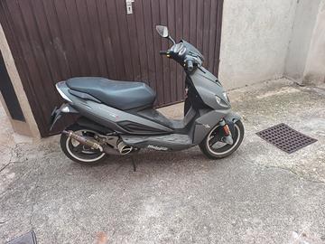 Scooter F12r