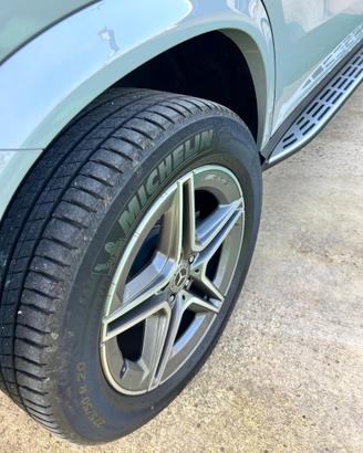 Cerchi in lega AMG da 20 con gomme (km 1600)