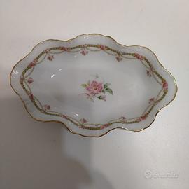 Svuota tasche ondulato in porcellana di Limoges