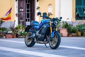 YAMAHA XSR 900