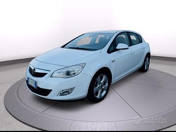 Opel Astra cosmo 1.7 CDTI anno 2011 120.000km