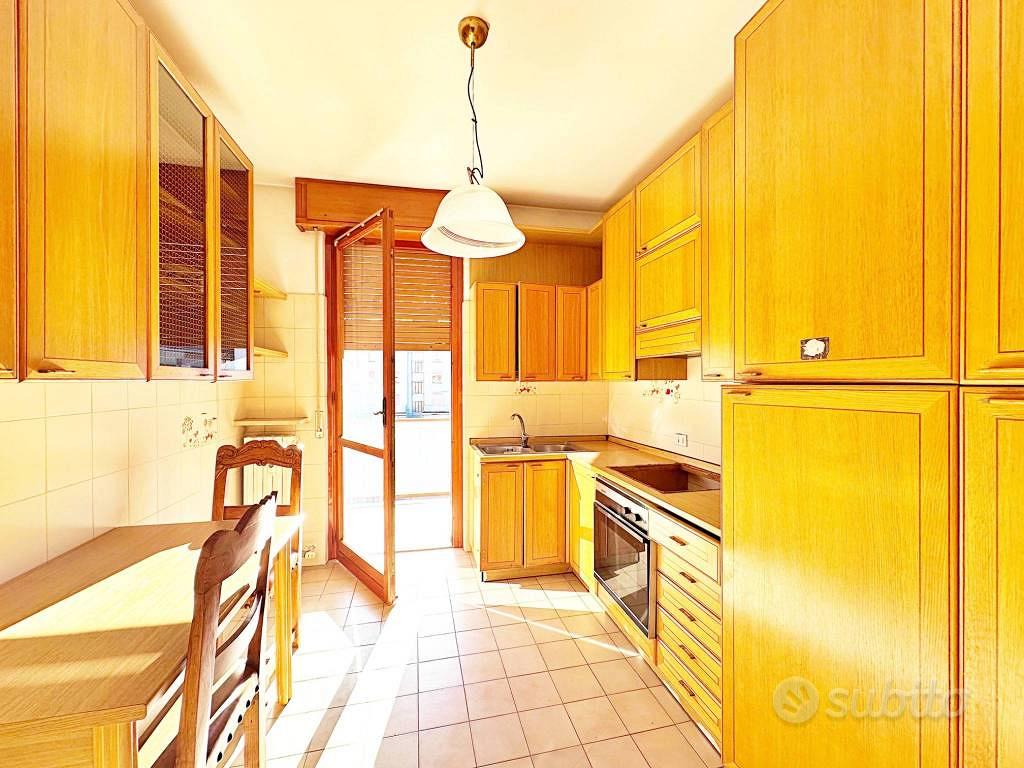 Appartamento di 153 m² con 3 locali a Borgosesia - Vista 4