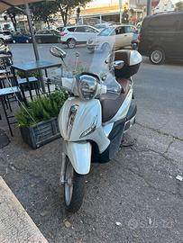 beverly 300 ie