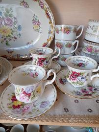 tazze royal Albert flower of the month 