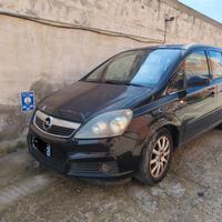 Ricambi Opel Zafira B 1.9 cdti