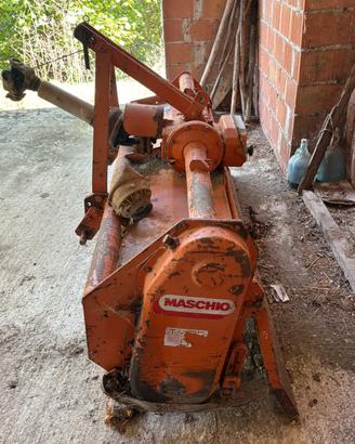 Fresa agricola Maschio 180
