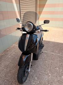 Beverly 300ie