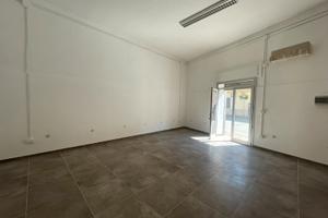 Locale commerciale fronte strada