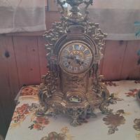 orologio da tavolo o camino