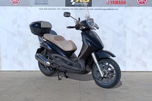 Piaggio Beverly 300 .