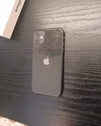 iPhone 11 128GB Nero perfetto + pellicola