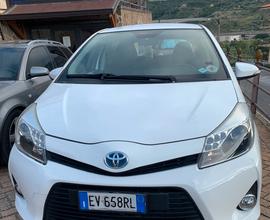 Toyota Yaris 1.5 Hybrid 5 porte Lounge