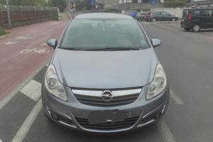 Opel Corsa 5 porte 1.4 Cosmo 90 cavalli del 2007