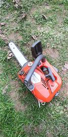 Motosega Husqvarna T425.