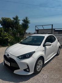 Toyota Yaris 1.5 Hybrid 5 porte Lounge