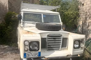 Rover land rover defender 88