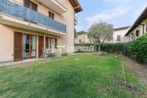 TRILOCALE CON GIARDINO DI RECENTE COSTRUZIONE