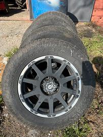 Ruote e cerchi 235/65/r17 invernali jeep toyo tire
