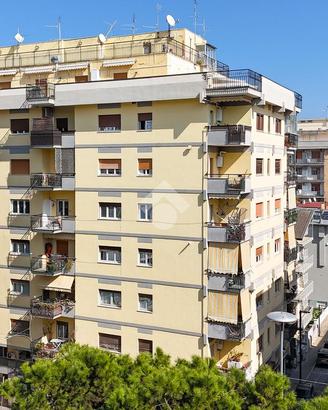 3 LOCALI A GROTTAMMARE