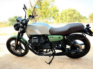 Moto guzzi v7 stone 850 - Centenario  accessoriata