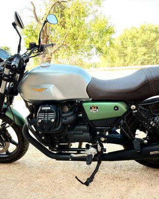 Moto guzzi v7 stone 850 - Centenario  accessoriata