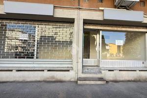 NEGOZIO A PIACENZA