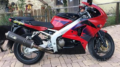 Kawasaki Ninja del 1998