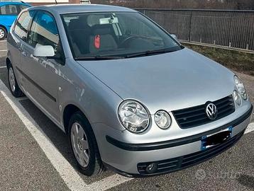 Postiera sportello sx Polo Volkswagen 2003