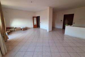 Immobile in zona residenziale