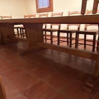 Tavolo da taverna