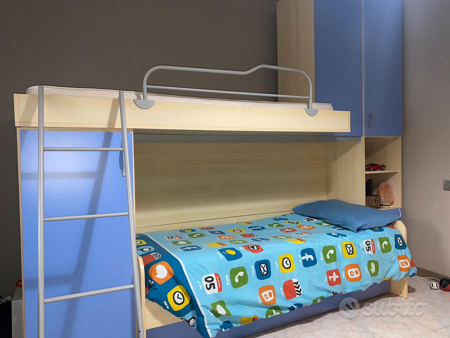 Letto+armadio bambino 2.80x1.30x2.40 - Arredamento e Casalinghi In vendita  a Novara