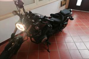 YAMAHA XV 950R