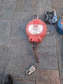 anticaduta akrobat per  salire sui tetti e altro