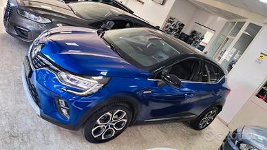 Renault Captur Plug-in Hybrid E-Tech 160 CV Intens