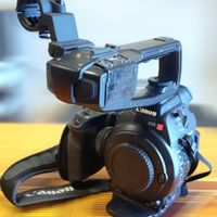 CANON C100 + ACCESSORI