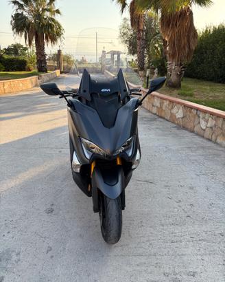 YAMAHA TMAX 530 SX 2018