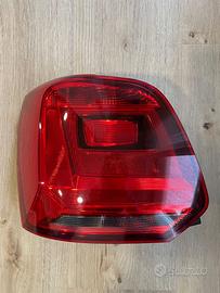 Vetro fanale faro posteriore sinistro VW Polo 2017