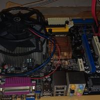 Scheda madre ASUS P5N7A-VM LGA775 DDR2 + CPU + dis