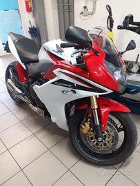 Honda CBR 600 F 2011