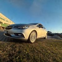 Autovettura ex Tender To Pantarei