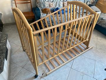 Ante lettino bimbo legno +materasso