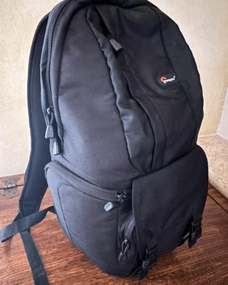 Zaino lowepro per macchina fotografica