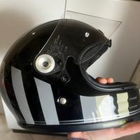 Casco shoei