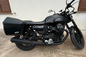 MOTO GUZZI V7 stonelll