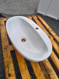 lavabo appoggio con foro rubinetto 