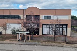 Capannone e uffici Riccione - 4 unità indipendenti