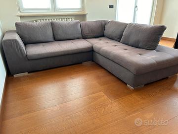 Divano angolare con penisola col prugna 245x220 cm